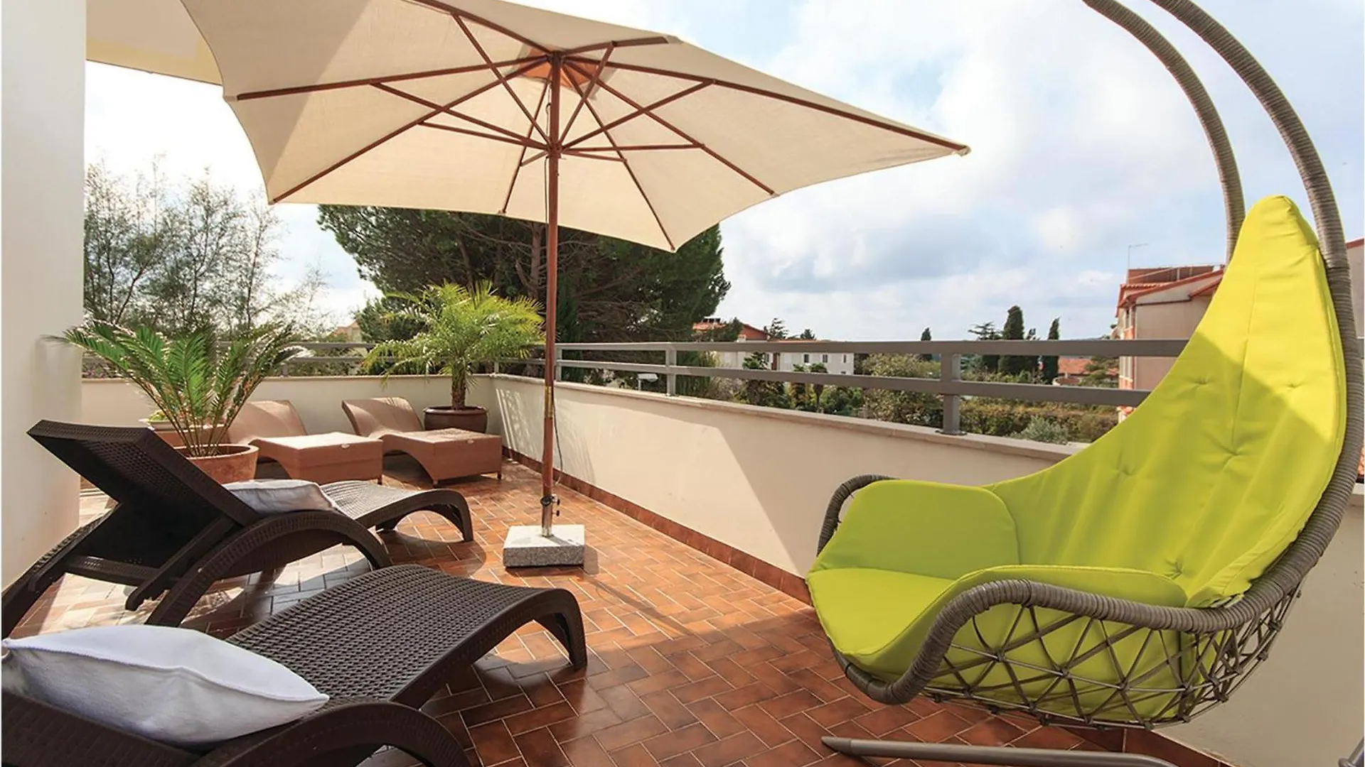 4 Bedroom Gorgeous Apartment In Medulin